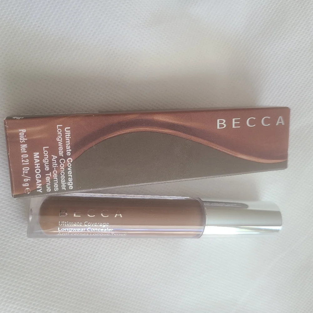 Becca Ultimate Coverage Longwear Concealer in Mohagony